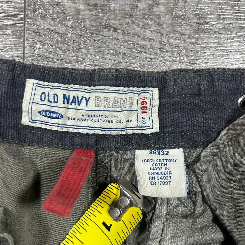 Vintage Old Navy Mens Baggy Cargo Pants‎ Olive Green Military Stencil 36x32 Y2K